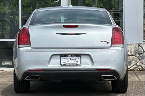 2023 Chrysler 300 S