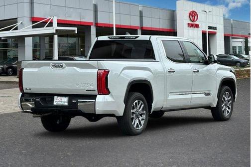 2025 Toyota Tundra Hybrid 1794 Edition