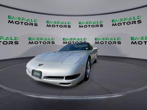 2001 Chevrolet Corvette Base