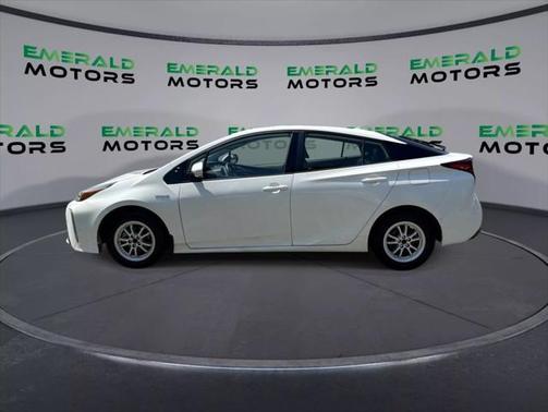 2019 Toyota Prius XLE