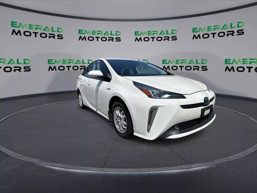 2019 Toyota Prius XLE