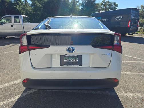 2019 Toyota Prius XLE