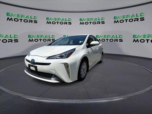 2019 Toyota Prius XLE