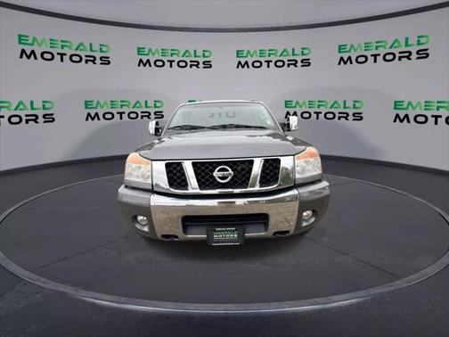 2014 Nissan Titan SL