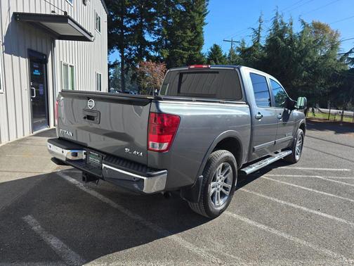 2014 Nissan Titan SL