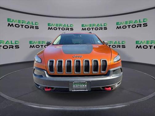 2016 Jeep Cherokee Sport