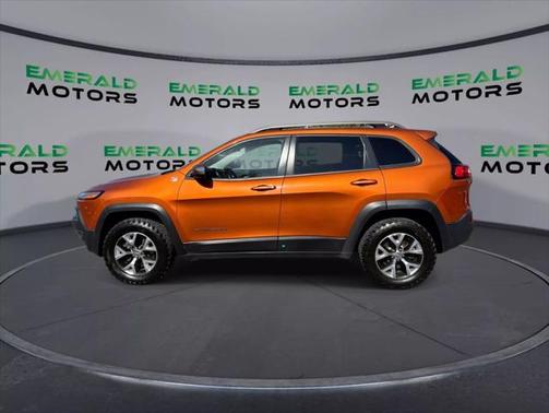 2016 Jeep Cherokee Sport