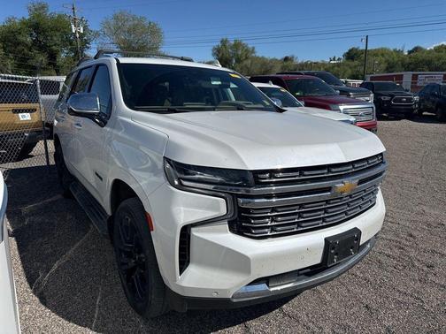 Iridescent Pearl Tricoat 2024 Chevrolet Tahoe Premier