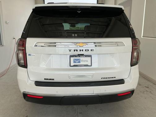 Iridescent Pearl Tricoat 2024 Chevrolet Tahoe Premier