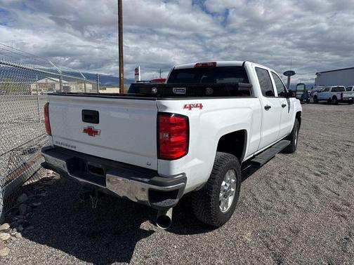 Summit White 2015 Chevrolet Silverado 2500 LT