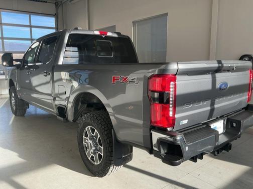 2024 Ford F-350 Lariat Super Duty