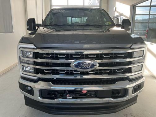 2024 Ford F-350 Lariat Super Duty