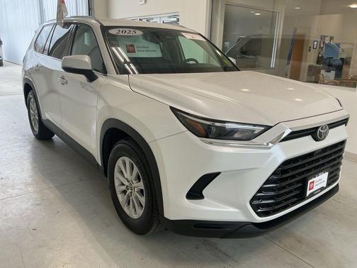 2025 Toyota Grand Highlander XLE