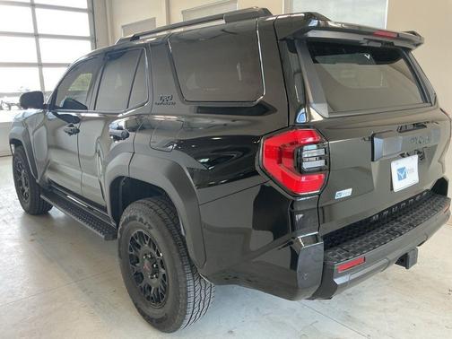 2025 Toyota 4Runner Sport