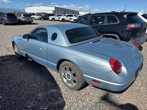 Light Ice Blue Metallic 2004 Ford Thunderbird