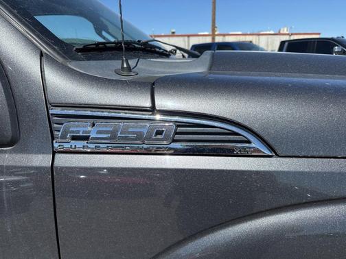 Magnetic Metallic 2015 Ford F-350 XLT