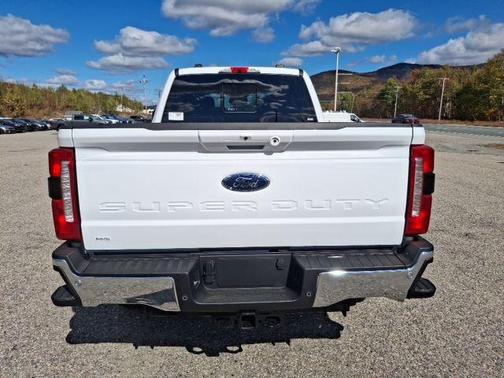 2026 Ford F-350 Lariat Super Duty