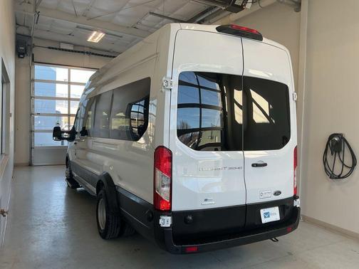 2022 Ford Transit-350 Base
