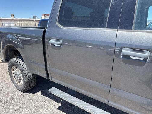 Magnetic 2017 Ford F-250 XLT