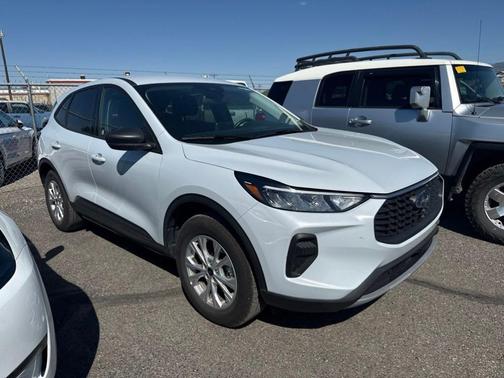 Silver Metallic 2025 Ford Escape Active