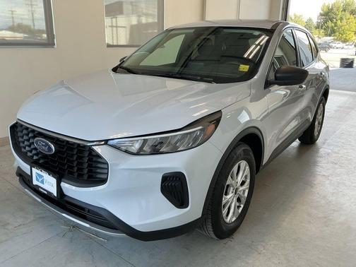 Silver Metallic 2025 Ford Escape Active