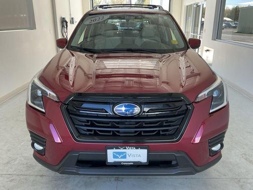 2022 Subaru Forester Premium