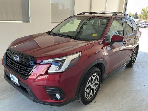2022 Subaru Forester Premium