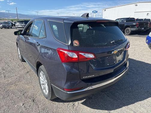 Storm Blue Metallic 2018 Chevrolet Equinox LS