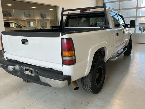 2005 GMC Sierra 2500 SLE