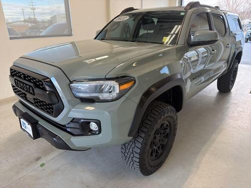 2022 Toyota Tacoma TRD Off Road