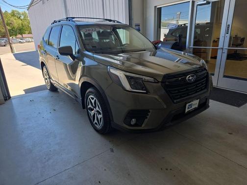 Autumn Green Metallic 2022 Subaru Forester Premium