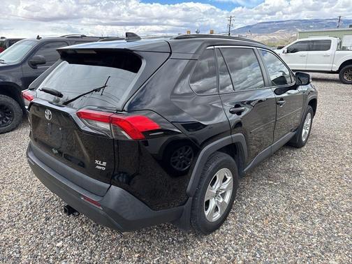 Midnight Black Metallic 2021 Toyota RAV4 XLE