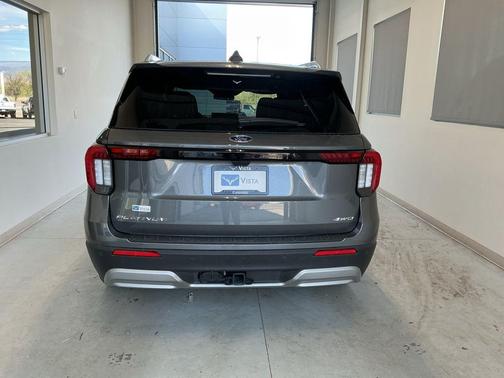 Gray Metallic 2025 Ford Explorer Platinum