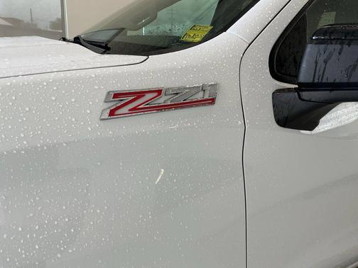 Summit White 2020 Chevrolet Silverado 1500 LT Trail Boss