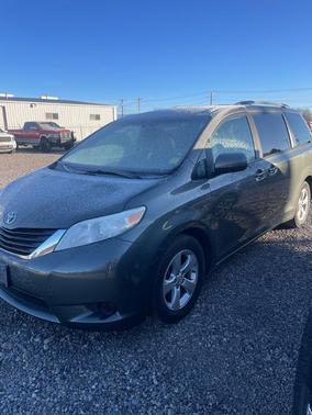 2013 Toyota Sienna LE