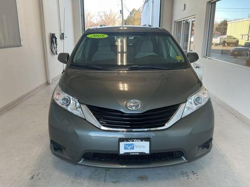 2013 Toyota Sienna LE