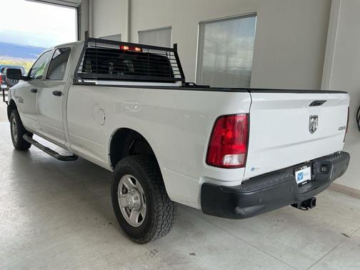 Bright White Clearcoat 2018 RAM 2500 Tradesman