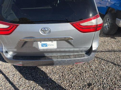 2016 Toyota Sienna Limited