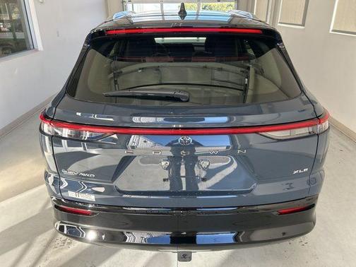 2025 Toyota Crown Signia XLE