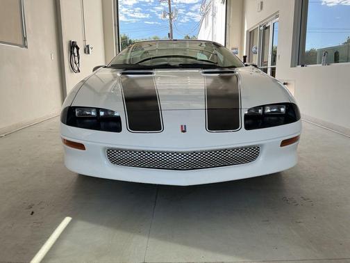 Arctic White 1997 Chevrolet Camaro Z28
