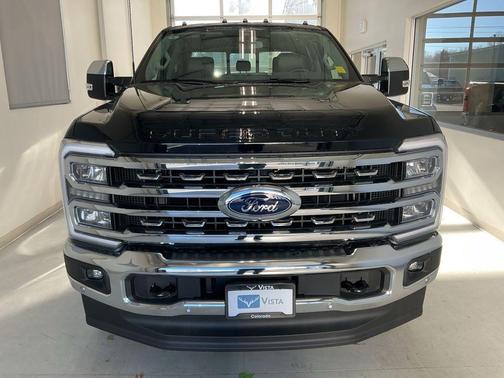 2026 Ford F-350 Lariat Super Duty