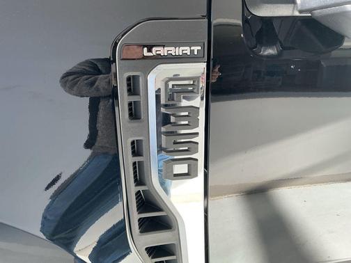 2026 Ford F-350 Lariat Super Duty