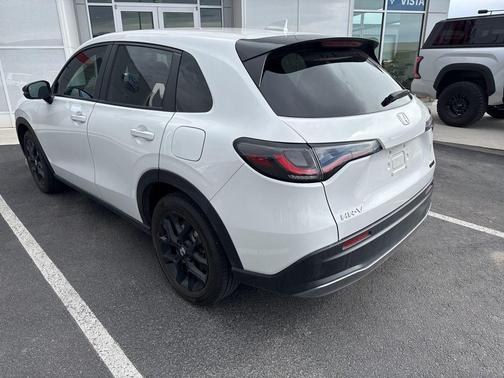 Platinum White Pearl 2025 Honda HR-V Sport