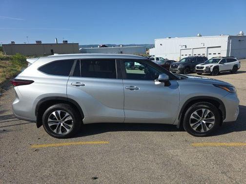 2024 Toyota Highlander Limited