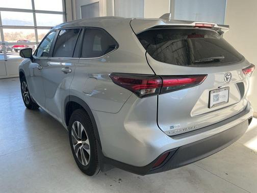 2024 Toyota Highlander Limited