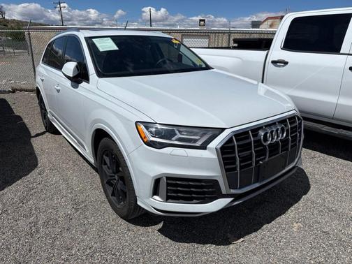 Glacier White Metallic 2020 Audi Q7 55 Premium