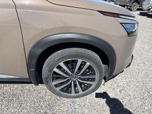 Baja Storm 2024 Nissan Pathfinder Platinum
