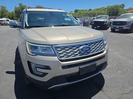 White Gold Metallic 2017 Ford Explorer Platinum