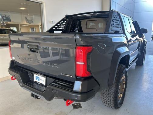 2025 Toyota Tacoma Hybrid TRAILHUNTER