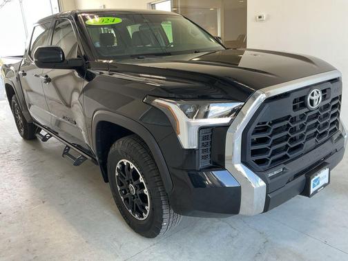 Midnight Black Metallic 2024 Toyota Tundra SR5